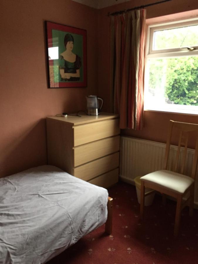 Hotel 5 Ravenhurst Drive 월솔 외부 사진